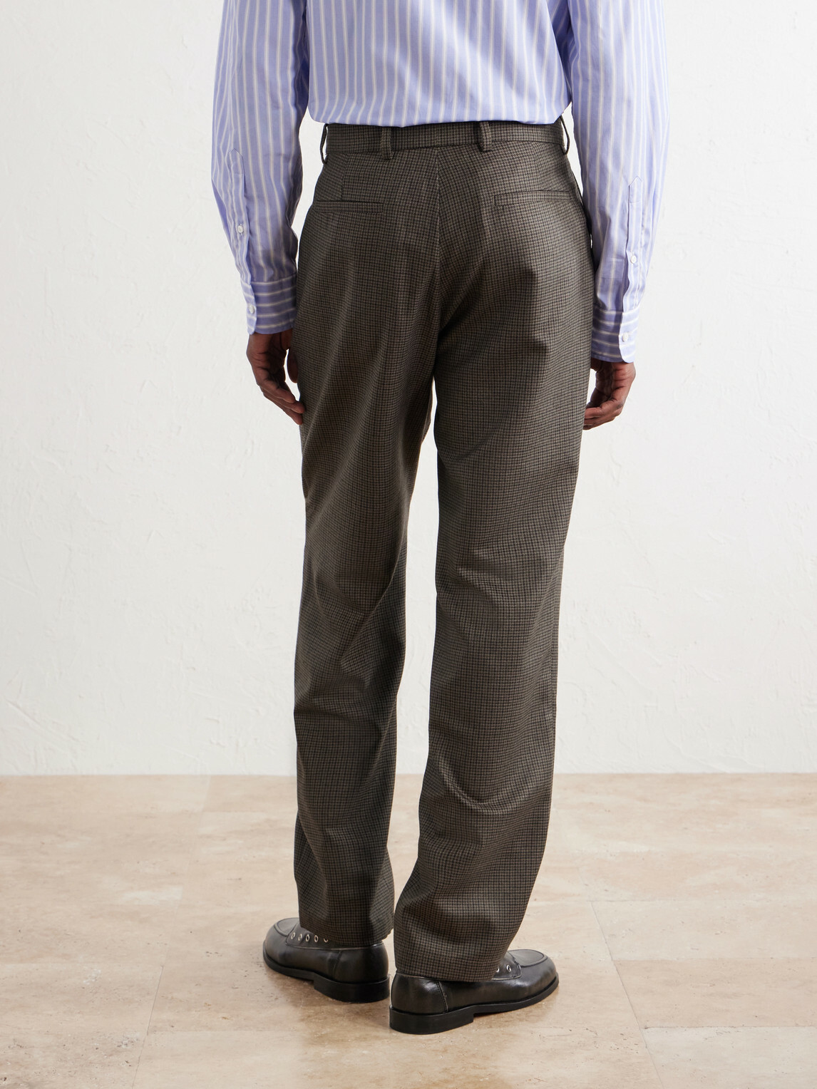 De Bonne Facture - Straight-Leg Pleated Puppytooth Wool-Flannel Trousers - Green