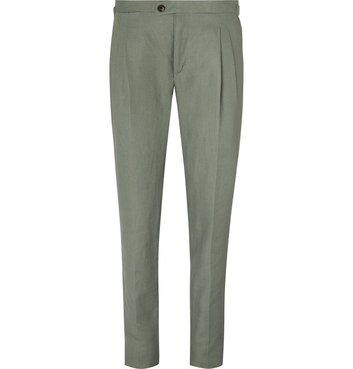 Photo: Thom Sweeney - Tapered Pleated Linen Trousers - Green