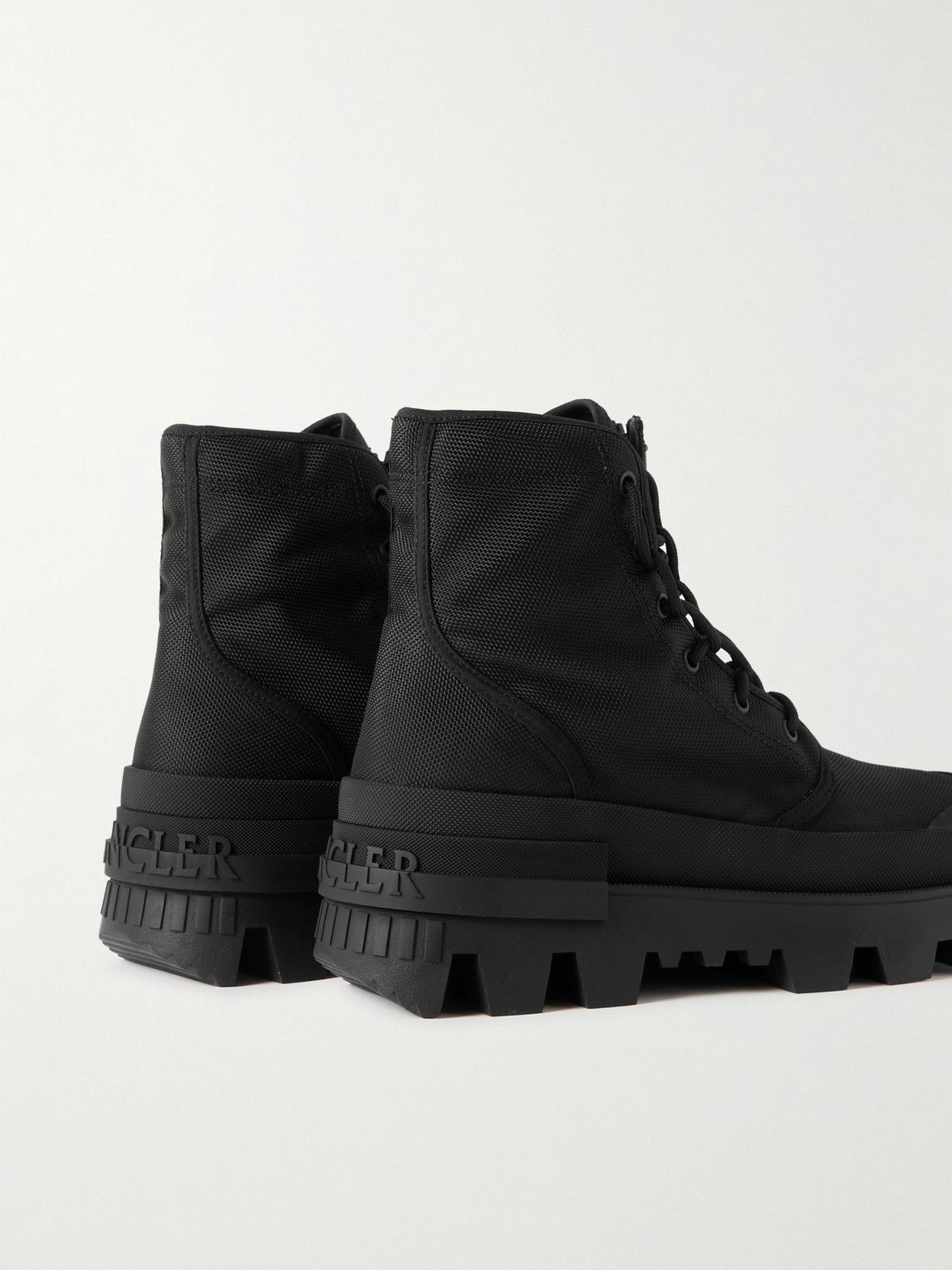 moncler inaya boots