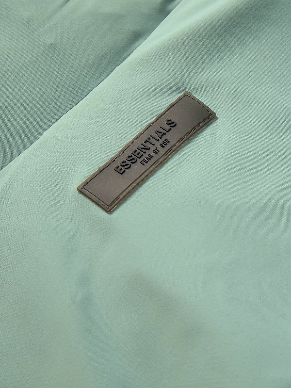 FEAR OF GOD ハーフジップジャケット グリーン FEAR OF GOD ESSENTIALS - Logo-Appliquéd Padded Stretch-Nylon Half