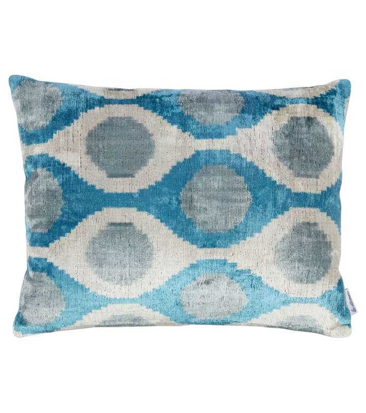 Photo: Les-Ottomans Silk velvet cushion
