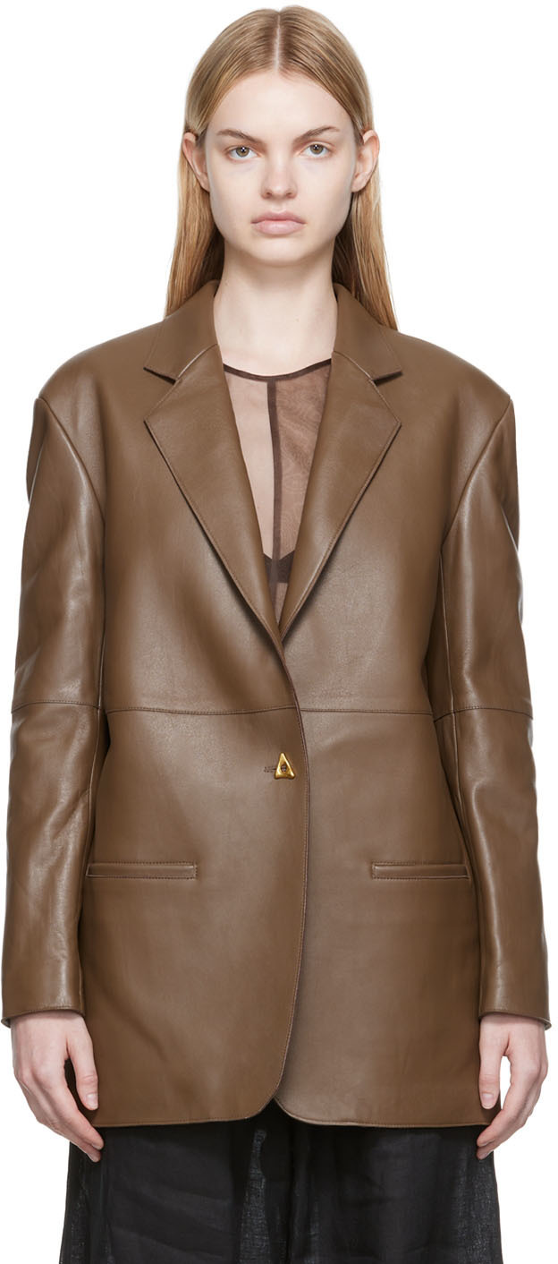 Aeron Brown Mercedes Blazer Aeron