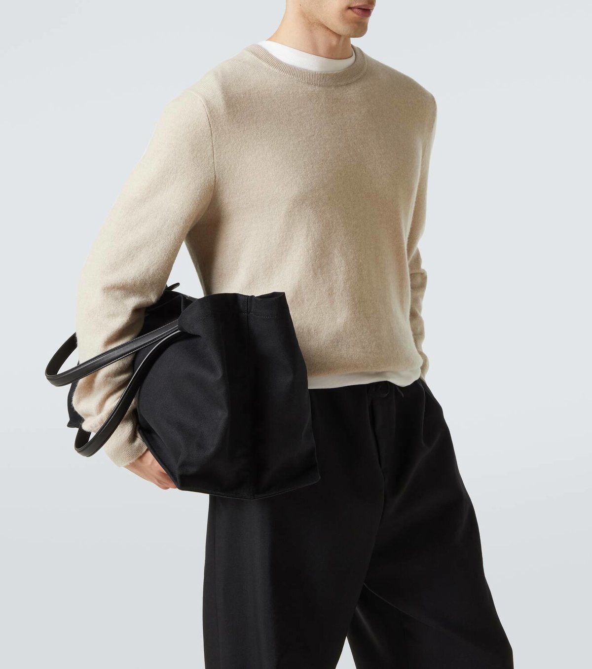THE ROW キャンバストートバッグ アイダホ XL Idaho XL canvas tote bag in black - The Row | Mytheresa