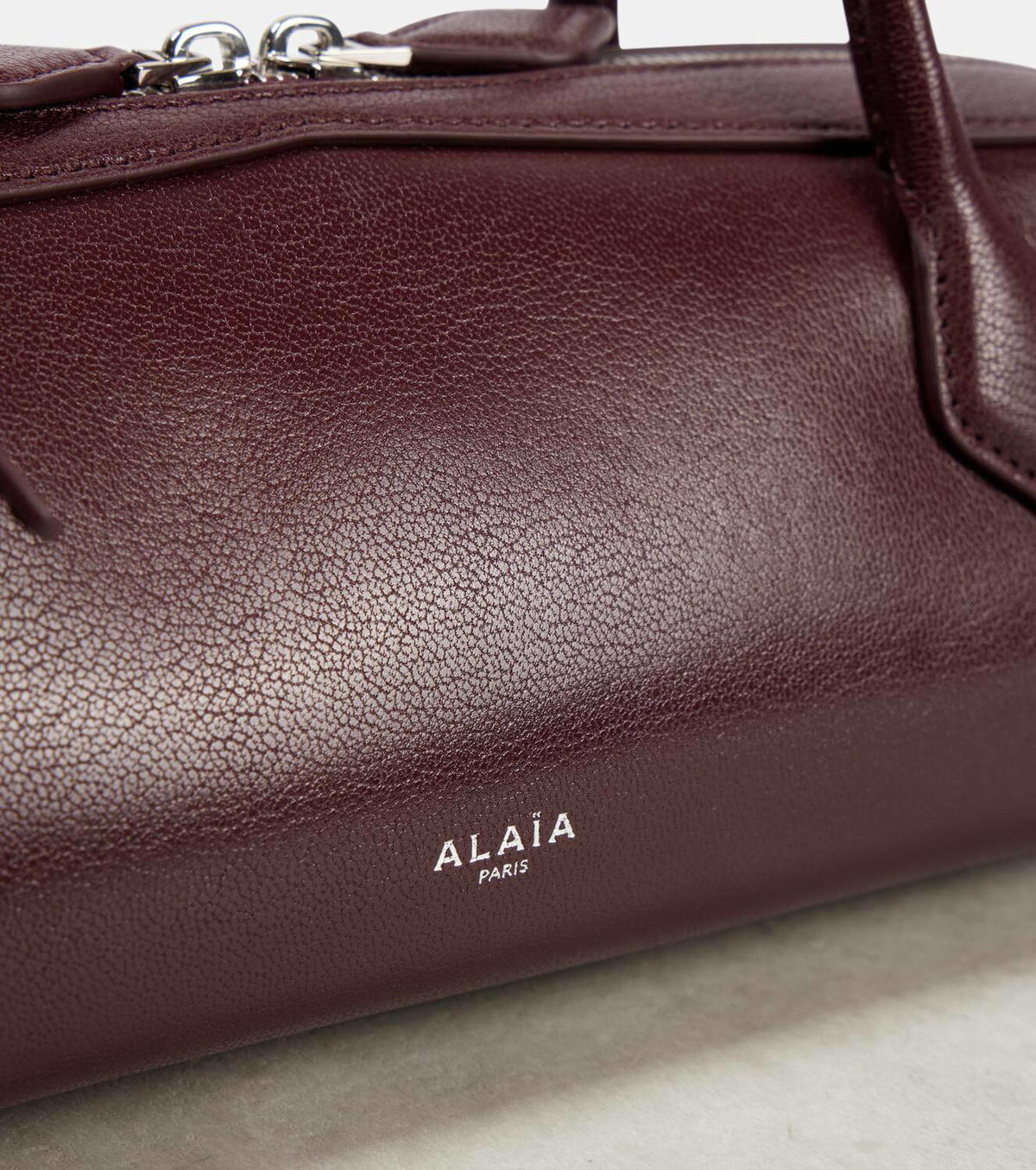 Alaïa Le Teckel Medium leather shoulder bag