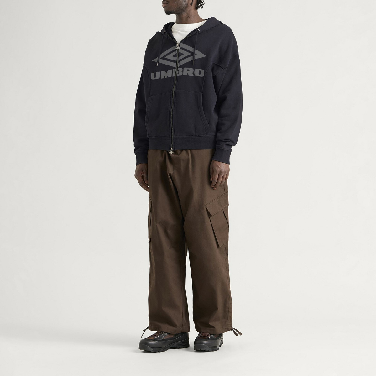 Umbro Men's Washed Zip Through Hoodie in Black/Sedona Sage