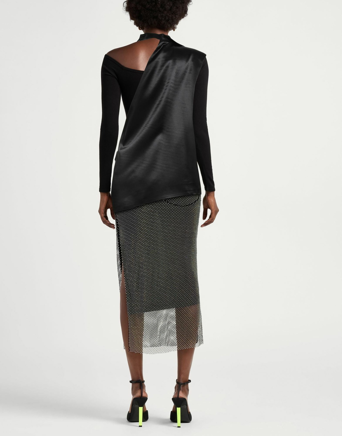 Jijil Womens Top in Black