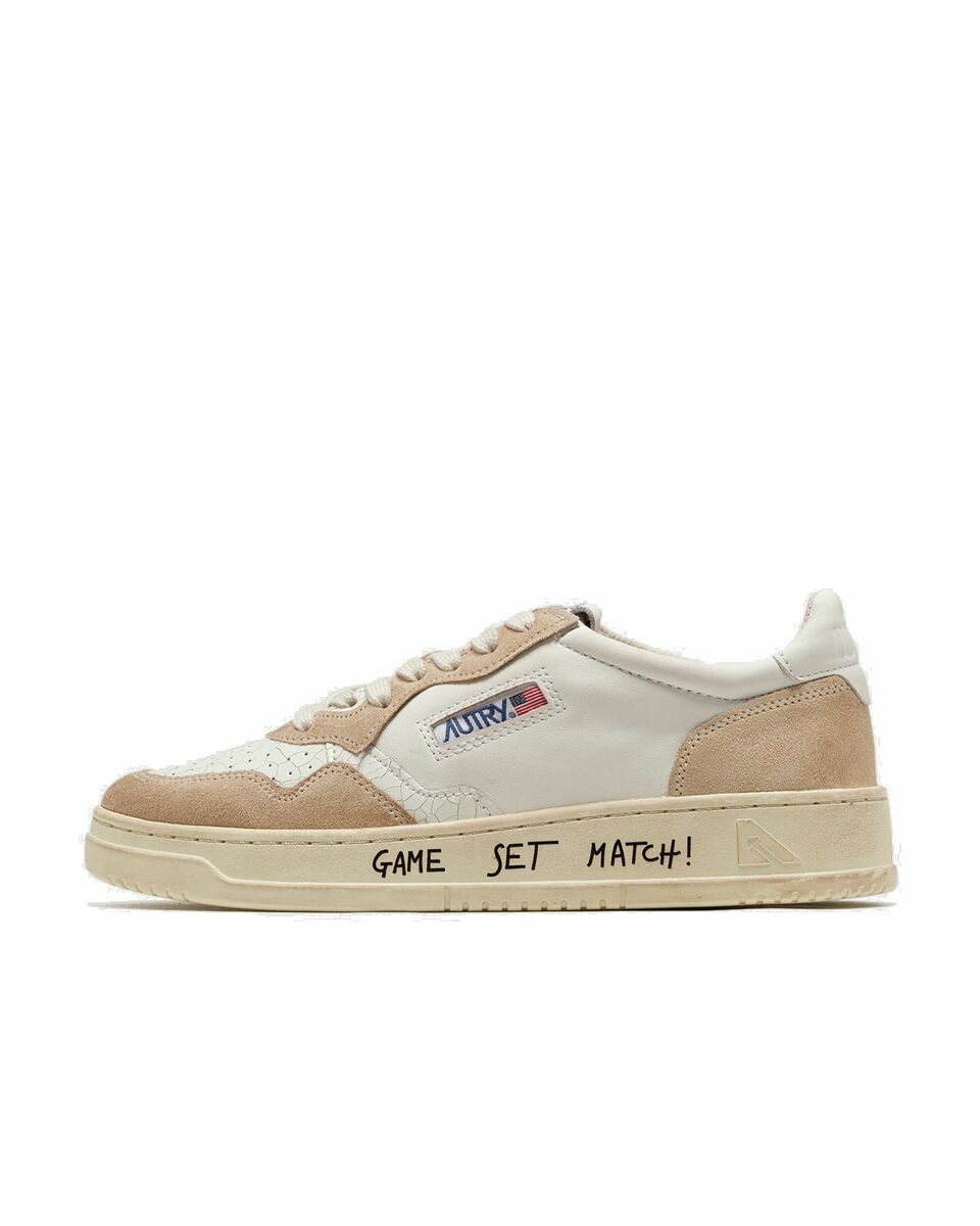 Photo: Autry Action Shoes Medalist Low White/Beige - Mens - Lowtop