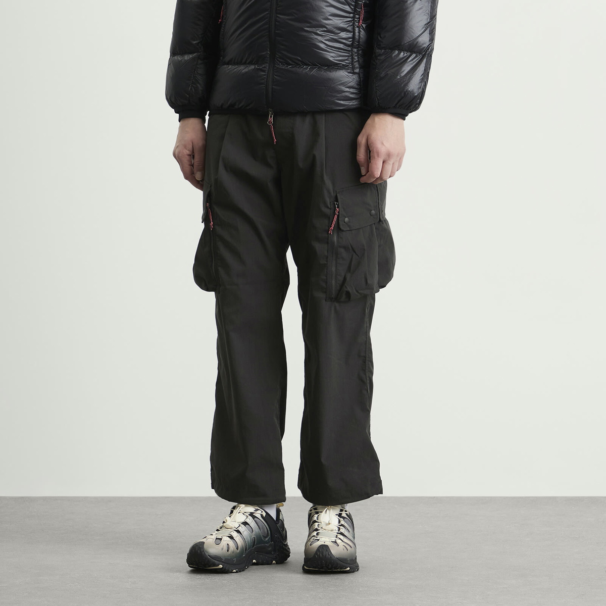 NANGA Men's Hinoc Ripstop Field Cargo Trousers in Black