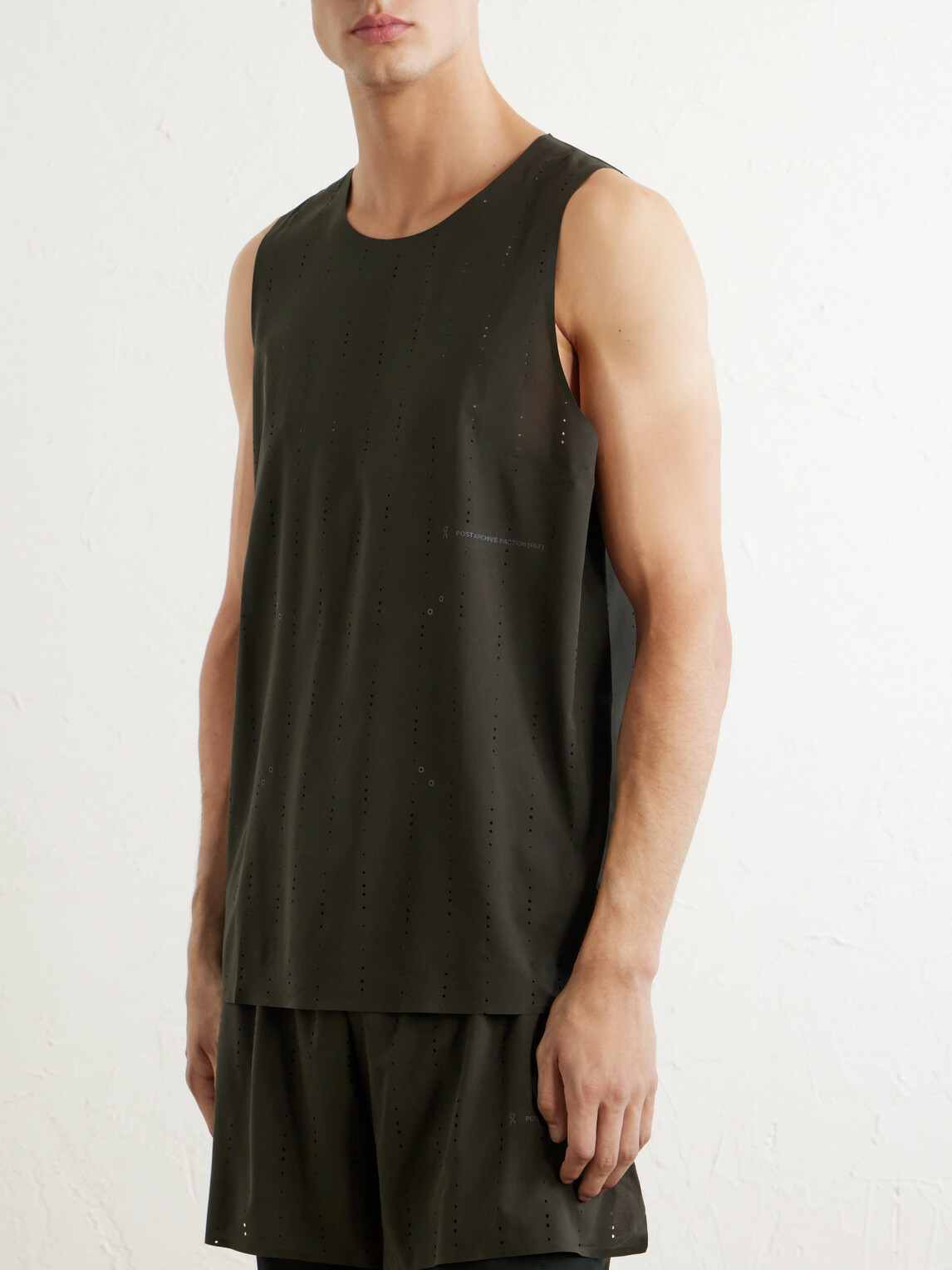 On - Post Archive Faction Zero Perforated Reycled-Jersey Running Top - Black