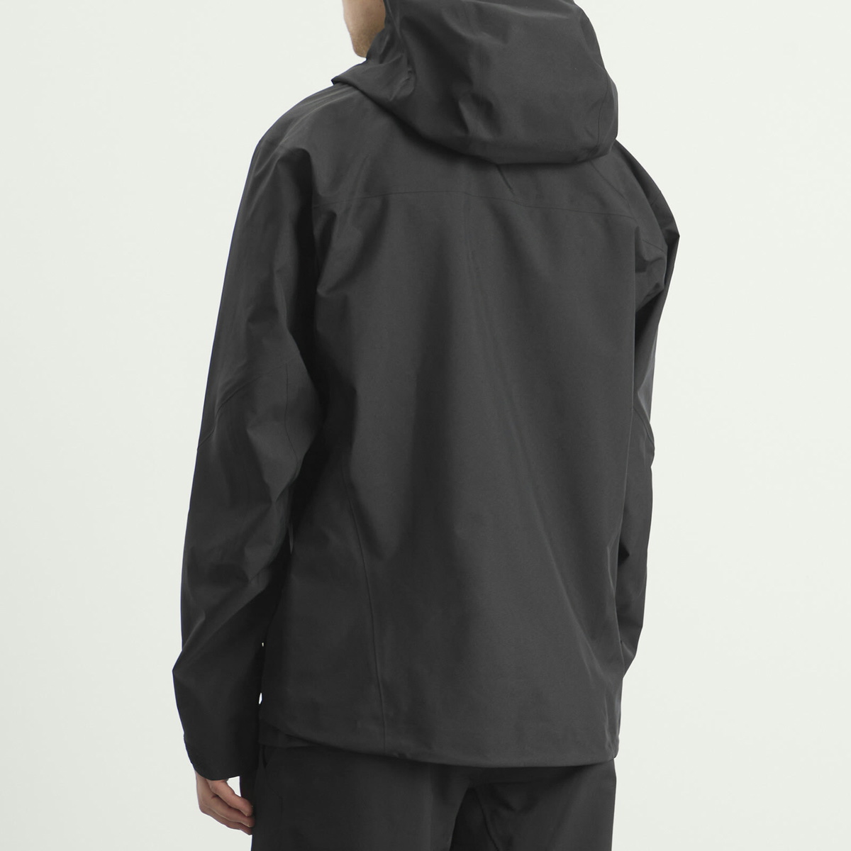 Arc'teryx Men's Beta SV Gore-Tex Jacket in Black
