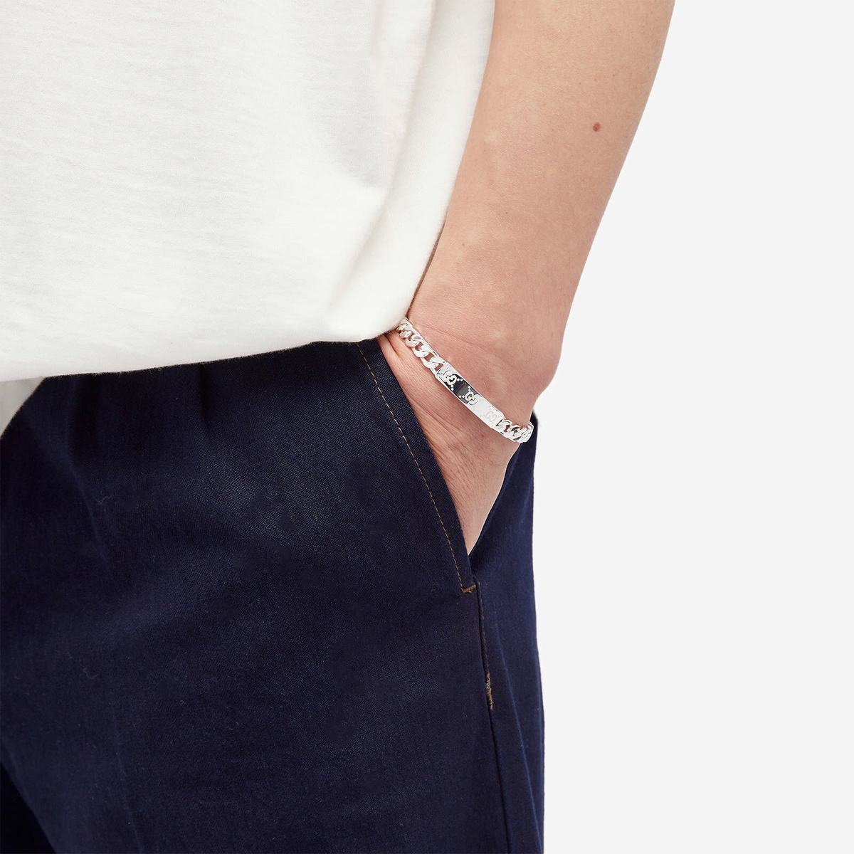 Gucci Men's Signature GG Bracelet in Silver