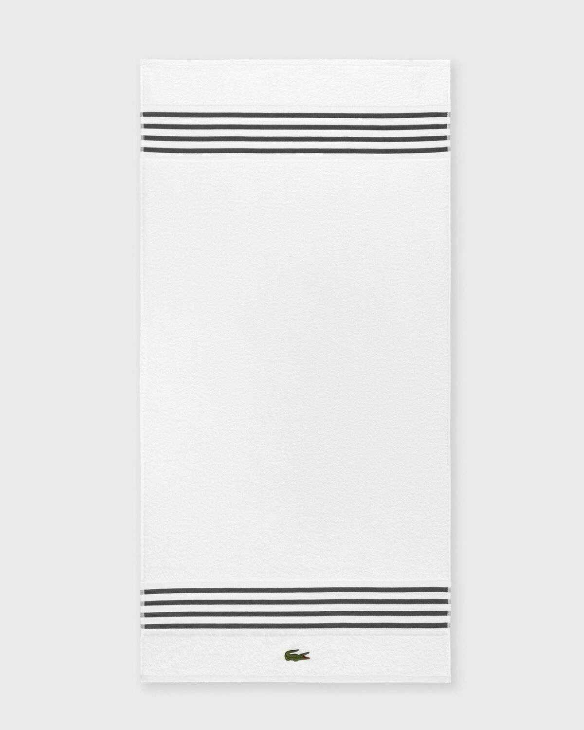Lacoste Lcourtli Bath Towel 70 C Mx140 Cm White Bathing/Home Deco
