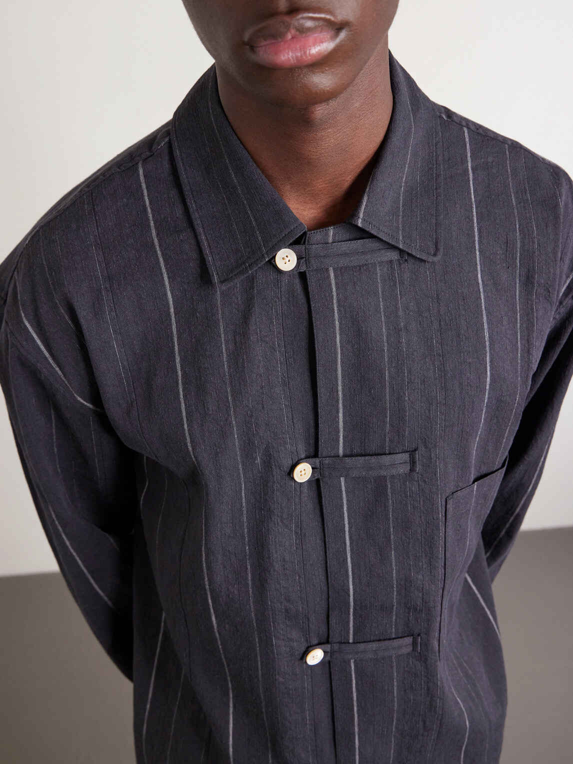 A Kind Of Guise - Matara Cropped Pinstriped Cotton and Linen-Blend Overshirt - Black
