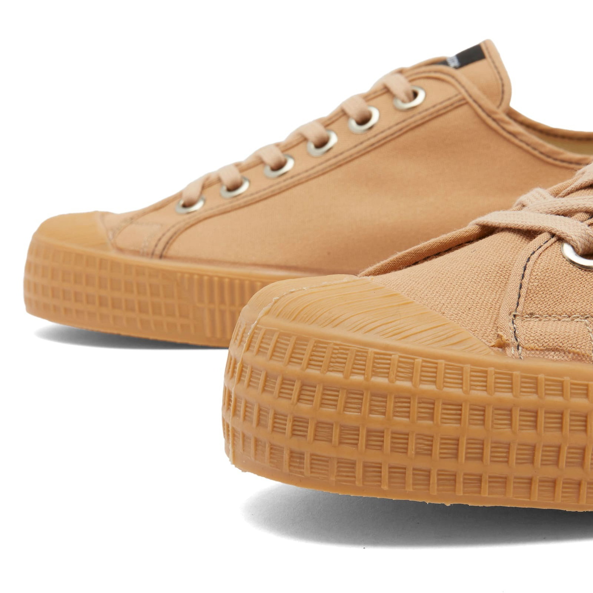 Novesta Men's Star Master Contrast Stitch in Sand