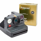Polaroid Now Black in Golden Moments Edition