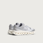 ON Men's Cloudtilt Arc Sneaker in Alloy/Ivory