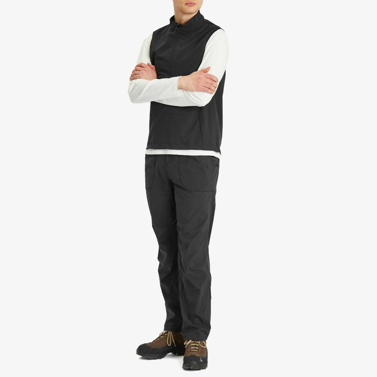 CAYL Men's Flow Pullover Vest in Black