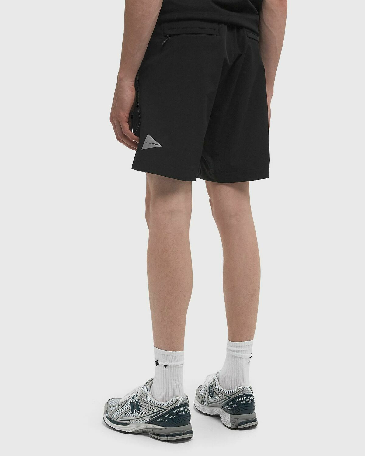 And Wander TREK SHORT PANTS 3 Black Mens Sport & Team Short