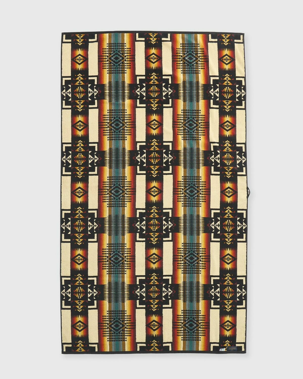 OVERSIZED JACQUARD SPA TOWEL