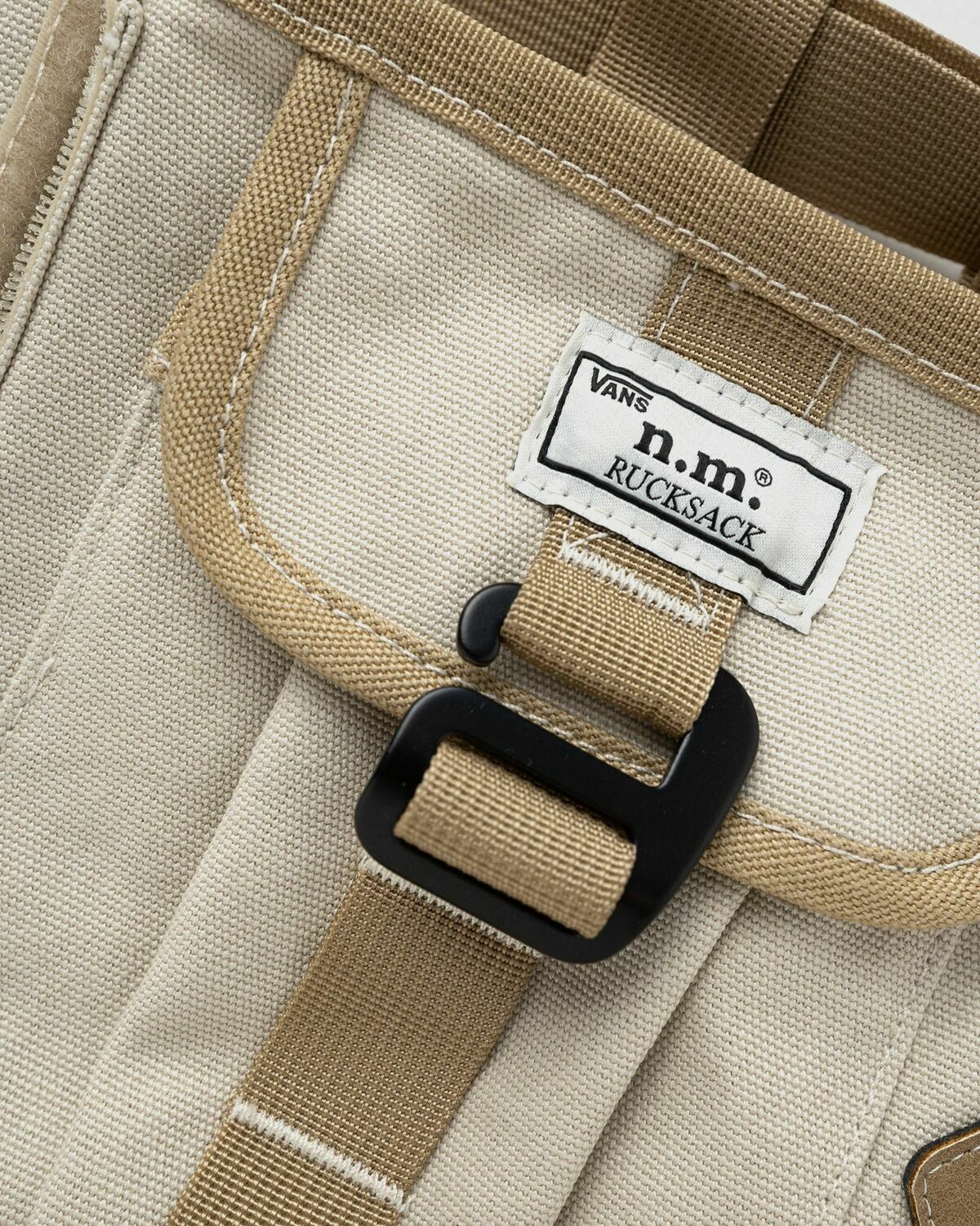 Vans LX Nicole M Chalk Bag NICOLE MCLAUGHLIN Beige Mens Messenger & Crossbody Bag