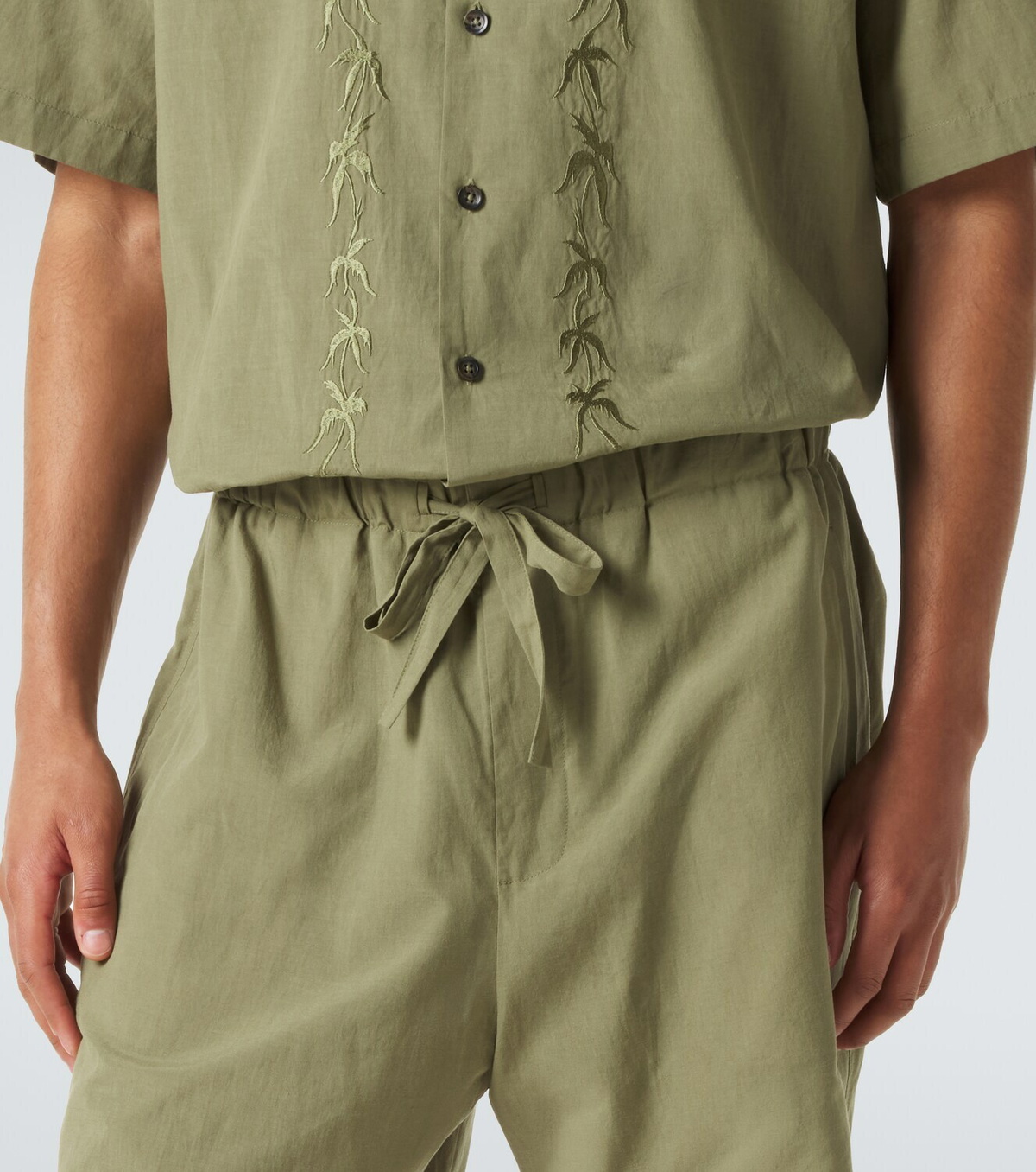 Commas Mid-rise shorts