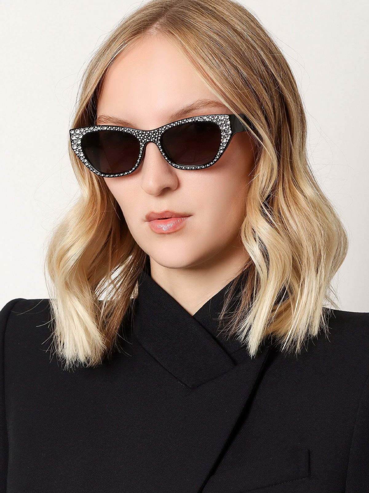 Beautiful Alexander McQueen Sunglasses Alexander Mcqueen Am0273S-004 Burgundy - Violet main image 3