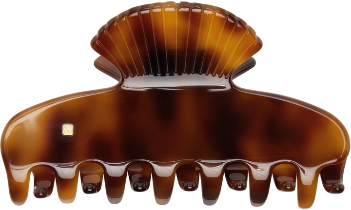 Photo: Sophie Buhai Brown Small Fan Shell Claw Hair Clip
