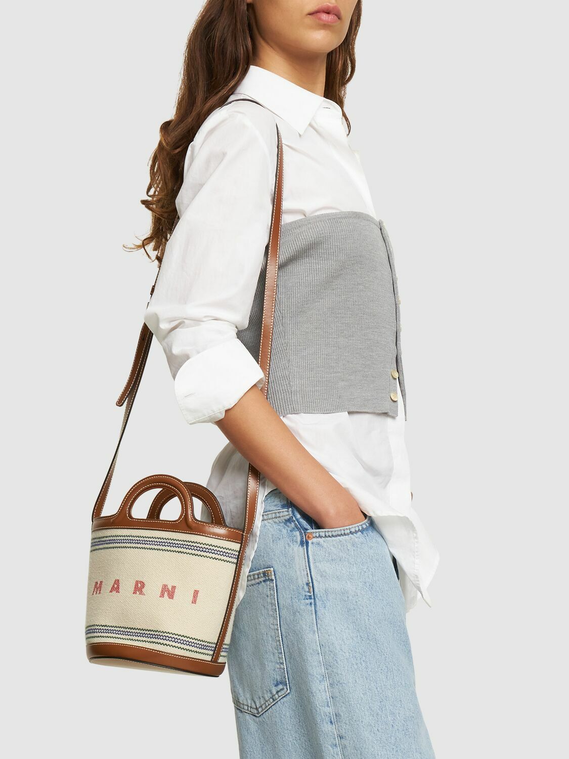 ショルダーバッグ・ポシェット MARNI Ivory Canvas Tropicalia Bucket Bag Marni Tropicalia Canvas Bucket Bag | Neutrals | FARFETCH JO