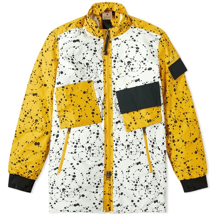 Photo: NikeLab ACG Insulated Jacket White & Yellow Ochre