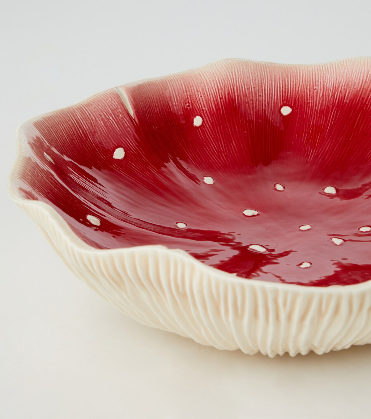 Bordallo Pinheiro Gudrun Large fruit bowl by Claudia Schiffer