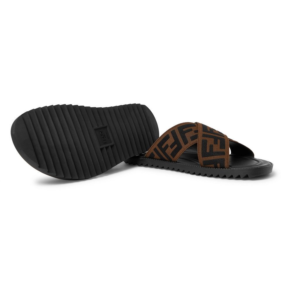 Fendi discount sandals men