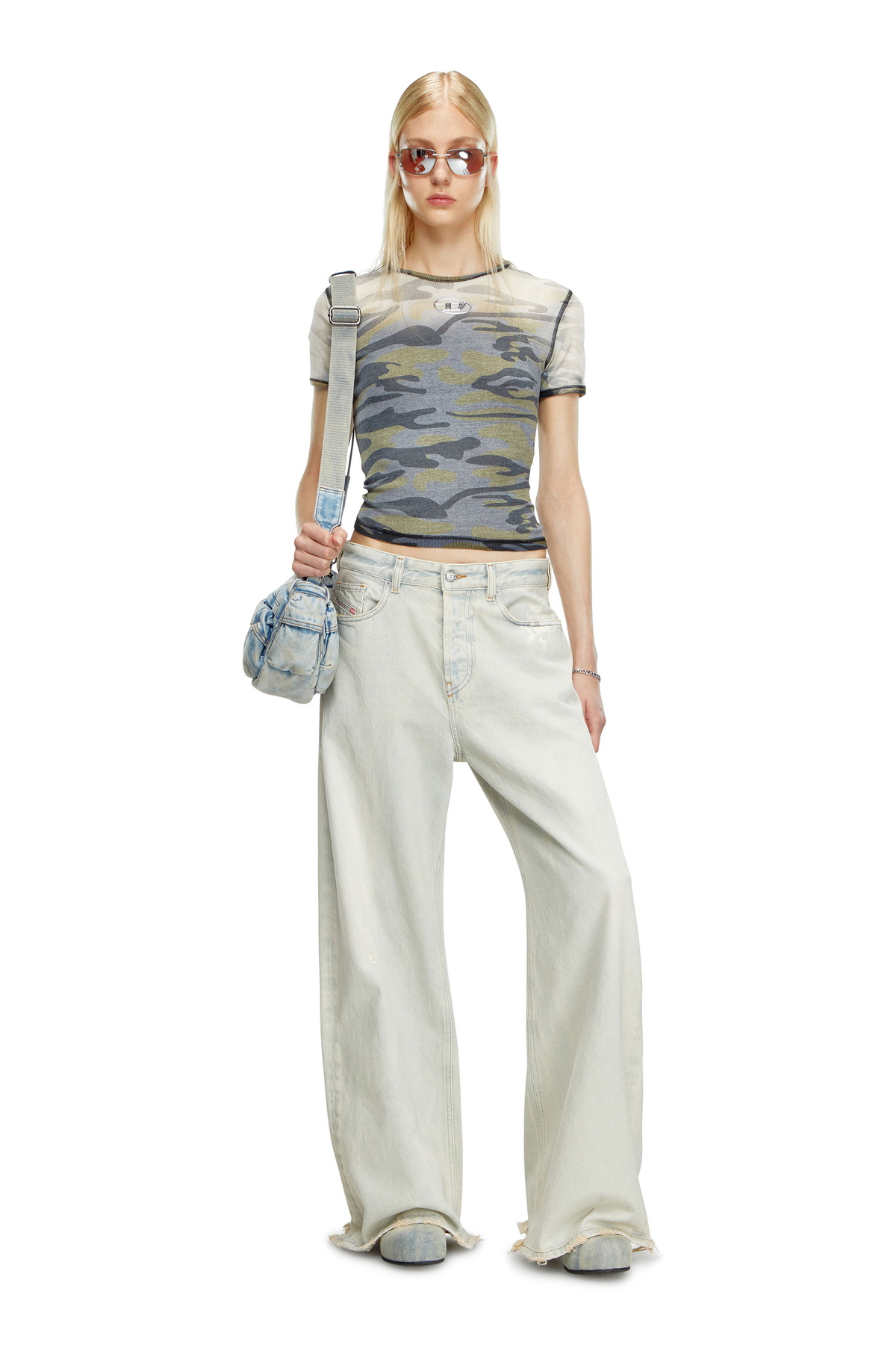 Diesel Relaxed Jeans - 1996 D-Sire - Jeans Womens in Blue Diesel