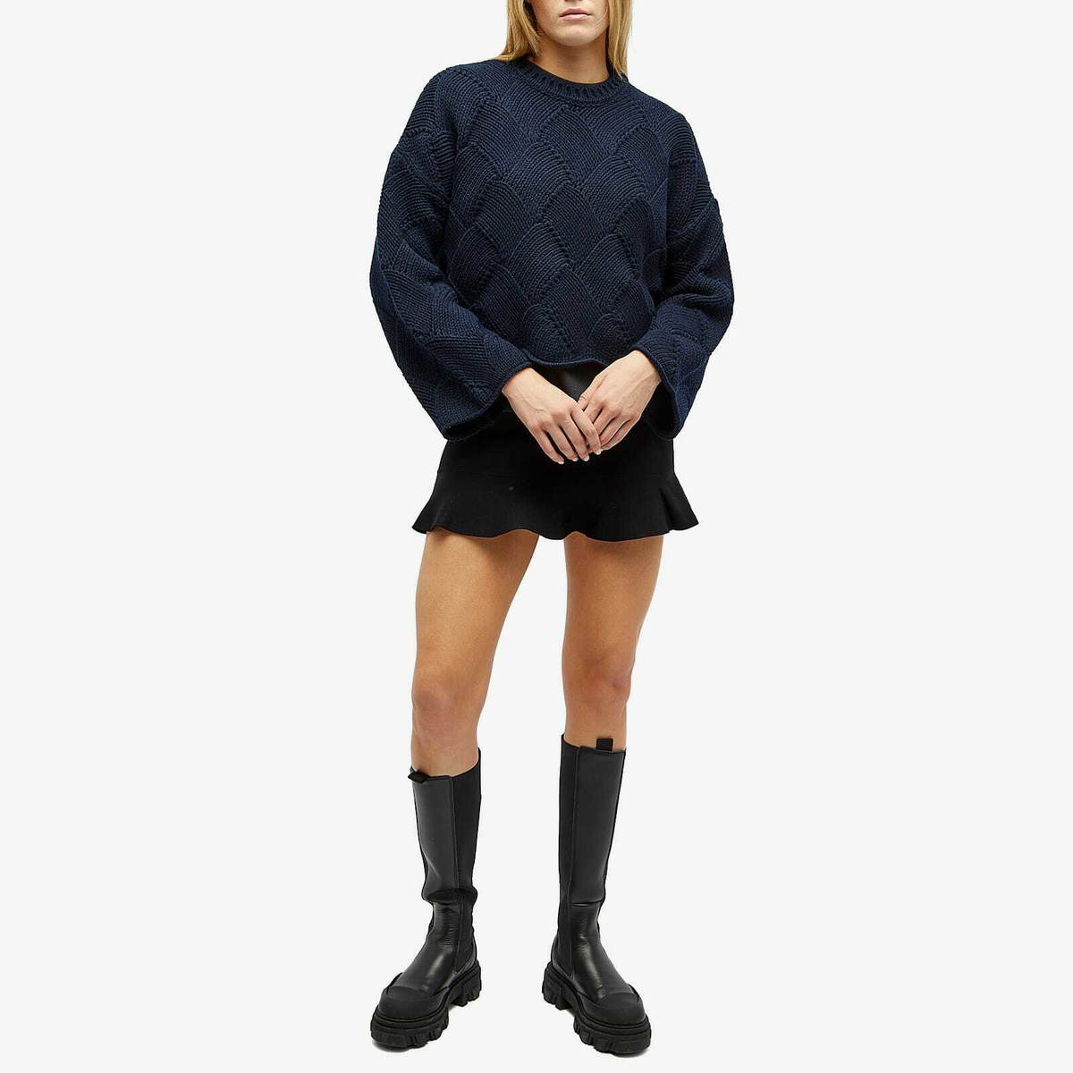 JW Anderson Women's Cropped Basket Weave Knitted Jumper in Dark