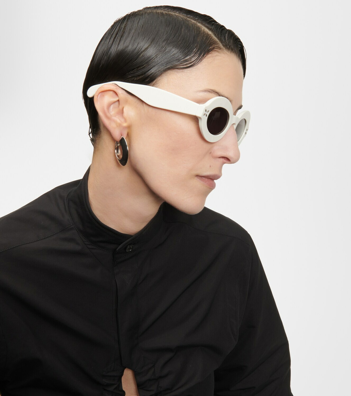 サングラス ALAIA SUNGLASSES ALAÏA unveils iconic new sunglasses - RAIN Magazine