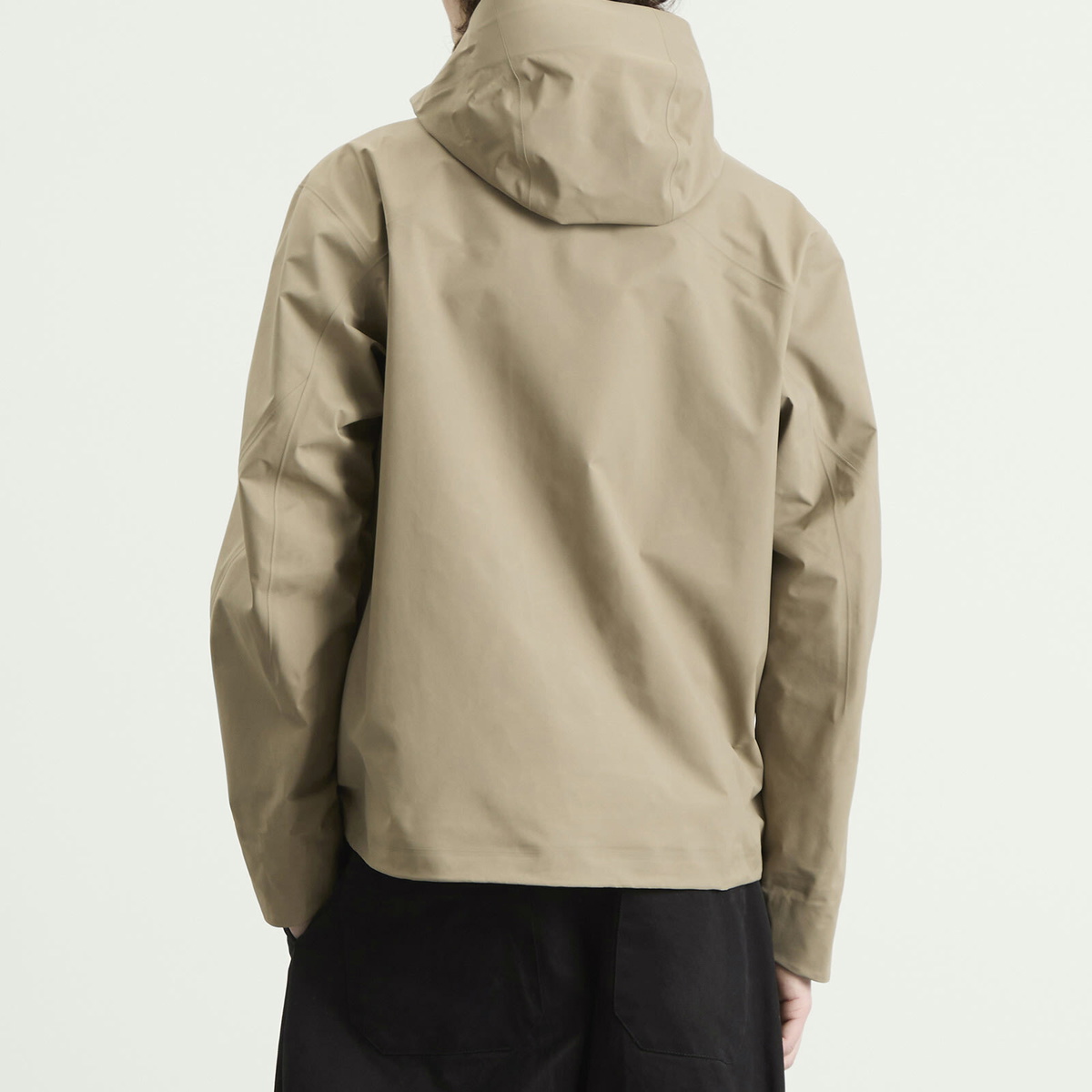 Arc'teryx Veilance Men's Arris Gore-Tex Shell Jacket in Light Gnosis