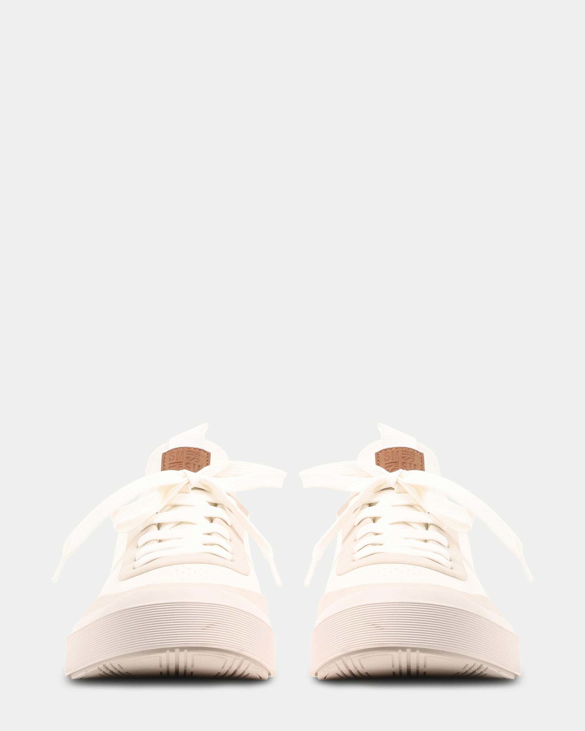 Steve Madden Octavio Sneakers in White Nubuck