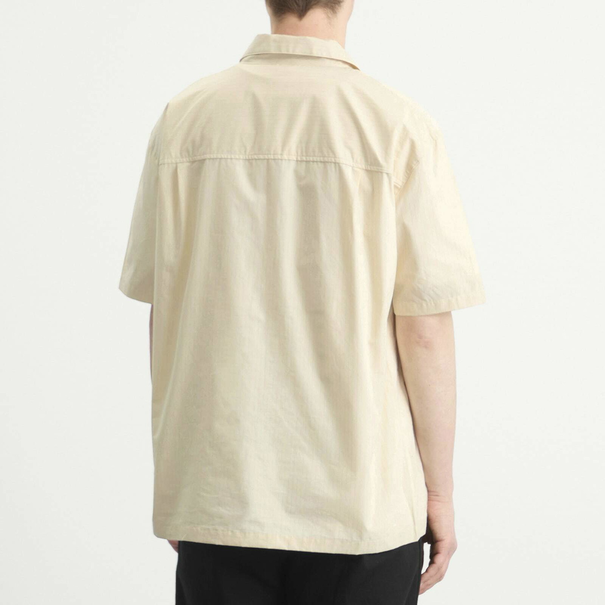 Calvin Klein Men's Heritage Crest Cotton Poplin Short Sleeve Shirt in Slim Stripe Chalk