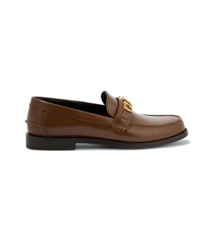 Photo: Gucci - Logo leather loafers