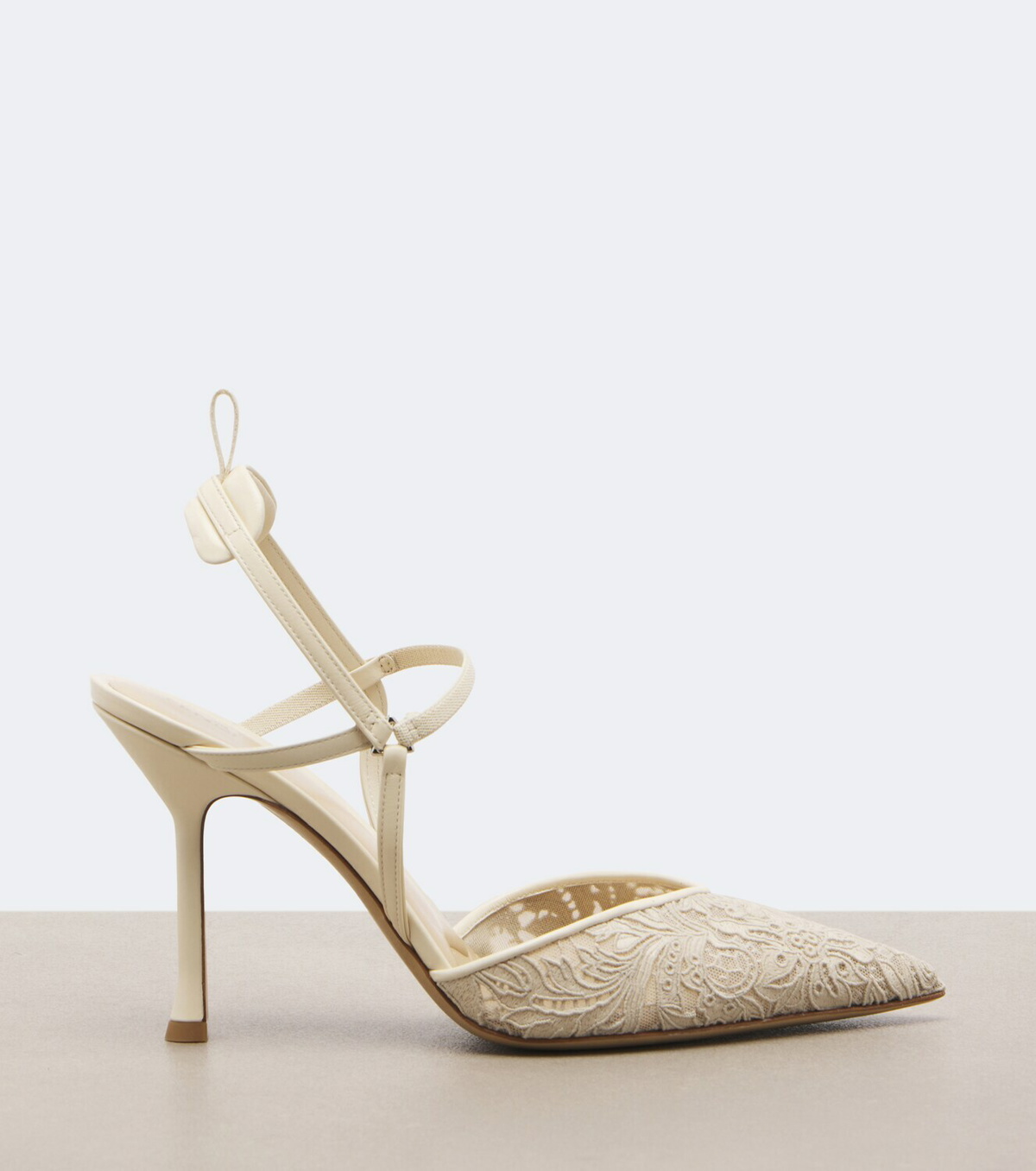 Fendi Colibrì floral lace slingback pumps