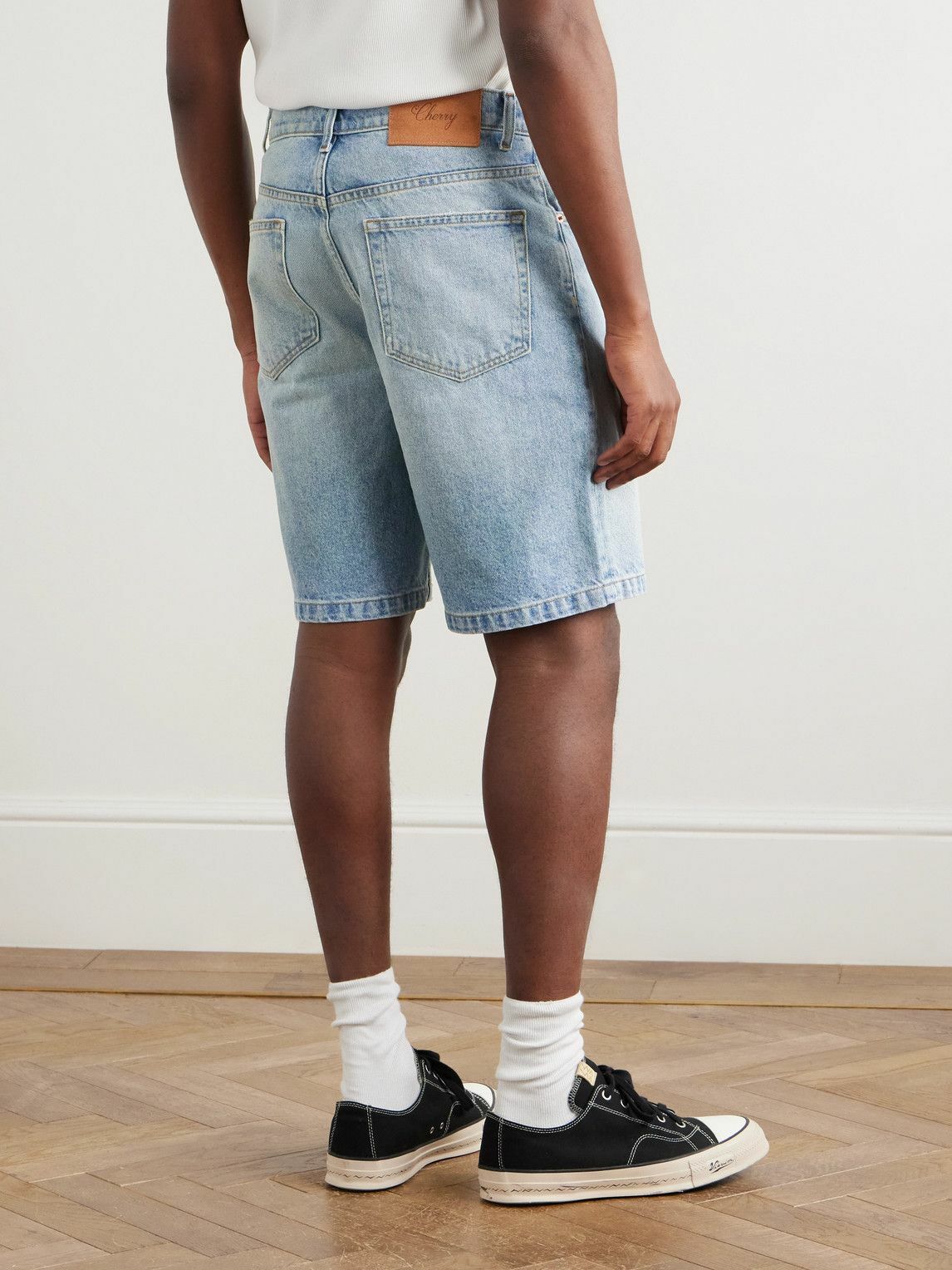 Cherry Los Angeles - Straight-Leg Denim Shorts - Blue