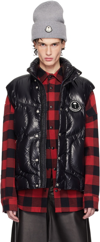 Photo: Moncler Genius Moncler x Palm Angels Black Gwenyth Down Vest