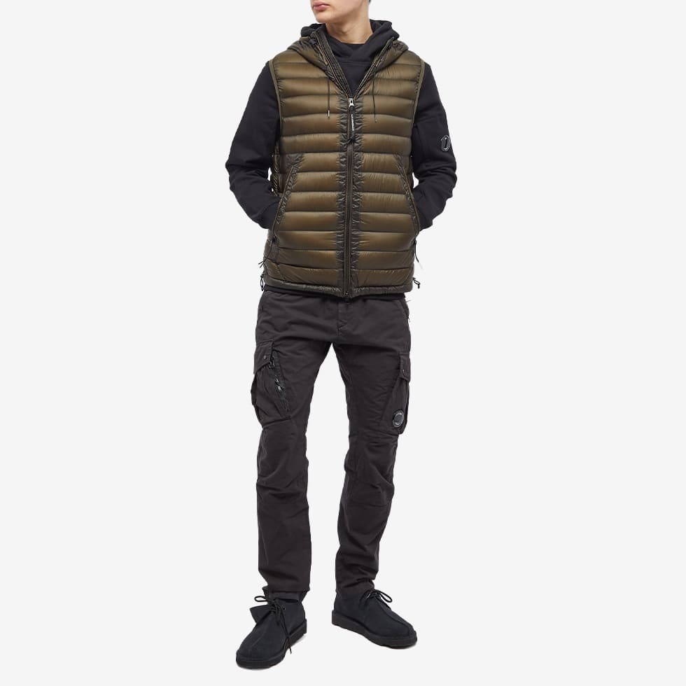 C.P. Company Men's DD Hooded Down Goggle Gilet in Ivy Green C.P.