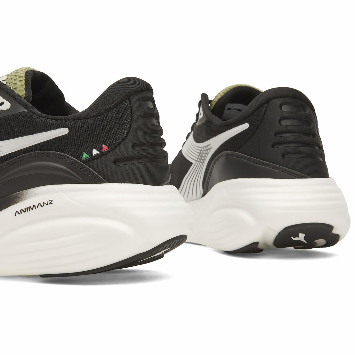 Diadora Men's Atomo Star Sneaker in Black/White/Sage