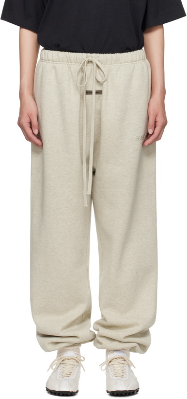 Photo: Fear of God ESSENTIALS Beige Classic Sweatpants