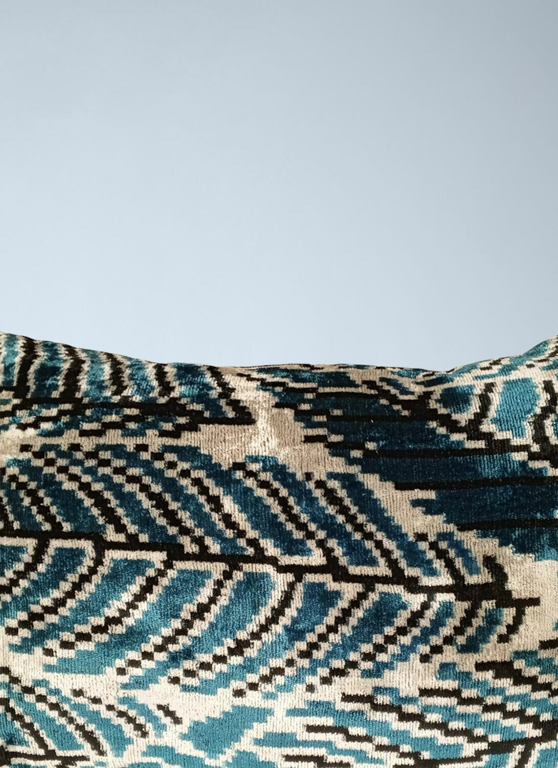Les-Ottomans Geometric Patterned Cushion