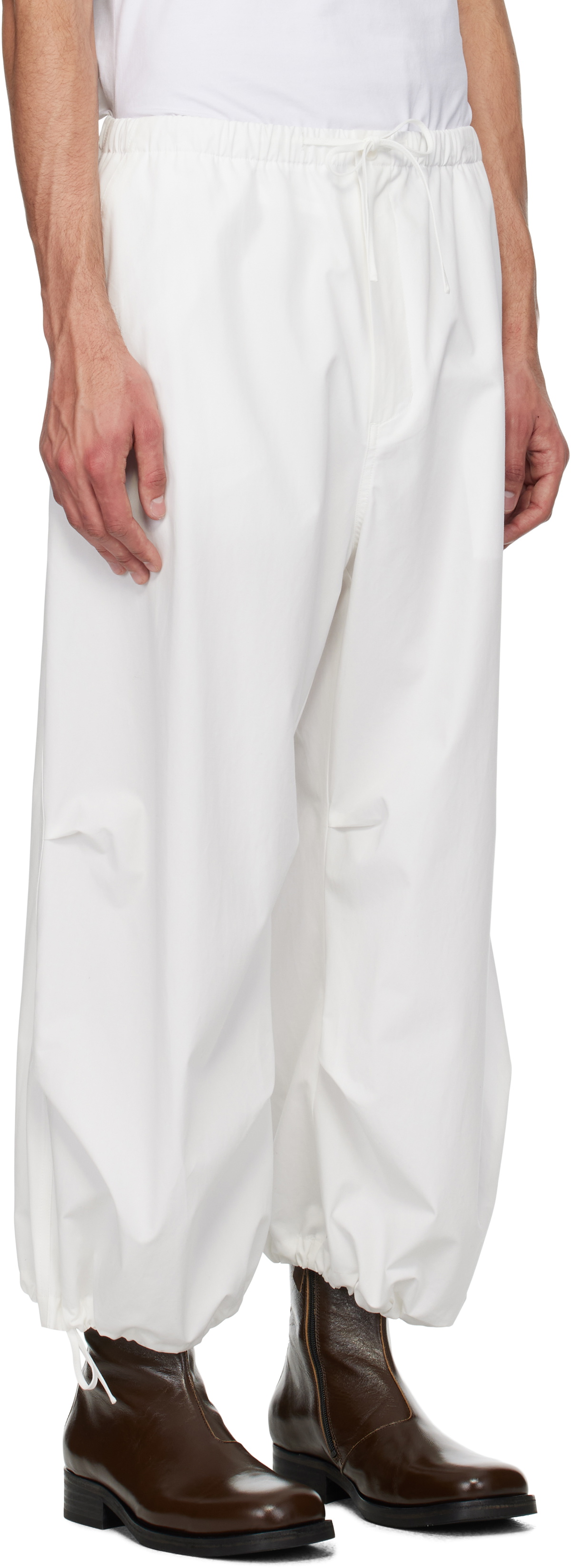 AMOMENTO White Drawstring Capri Trousers