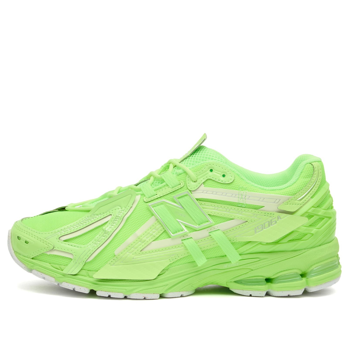 New Balance 1906A Sneaker in Mint Flash