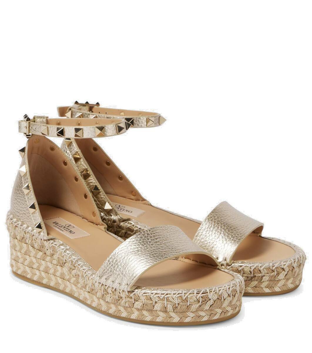Valentino Garavani Rockstud metallic leather espadrille