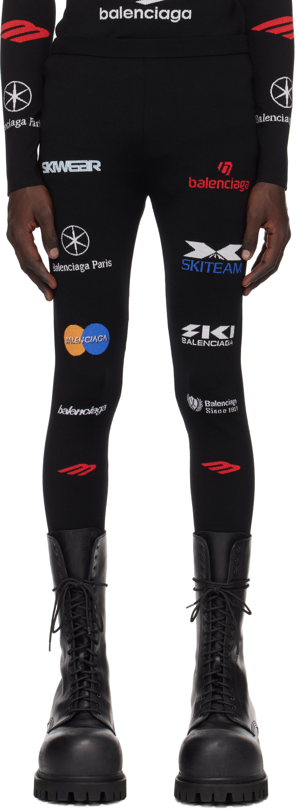 Tシャツ・カットソー BALENCIAGA Black Stretch Nylon Leggings Activewear Leggings in Black | Balenciaga US