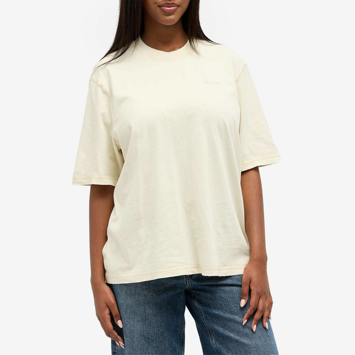 AMI Paris★オフホワイト Fade Out Tシャツ AMI Paris Women's AMI Fade Out Logo T-Shirt in Ivory AMI
